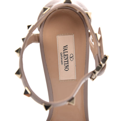 Valentino Garavani Pebbled Calfskin Rockstud Cross Strap 05/105mm Sandals 38.5 Poudre 6 of 9