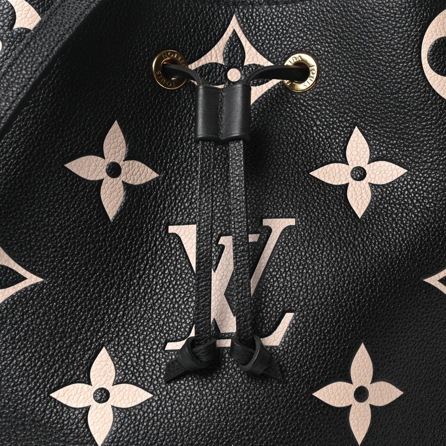 Louis Vuitton Empreinte Monogram Giant Neonoe MM Black Beige 6 of 8