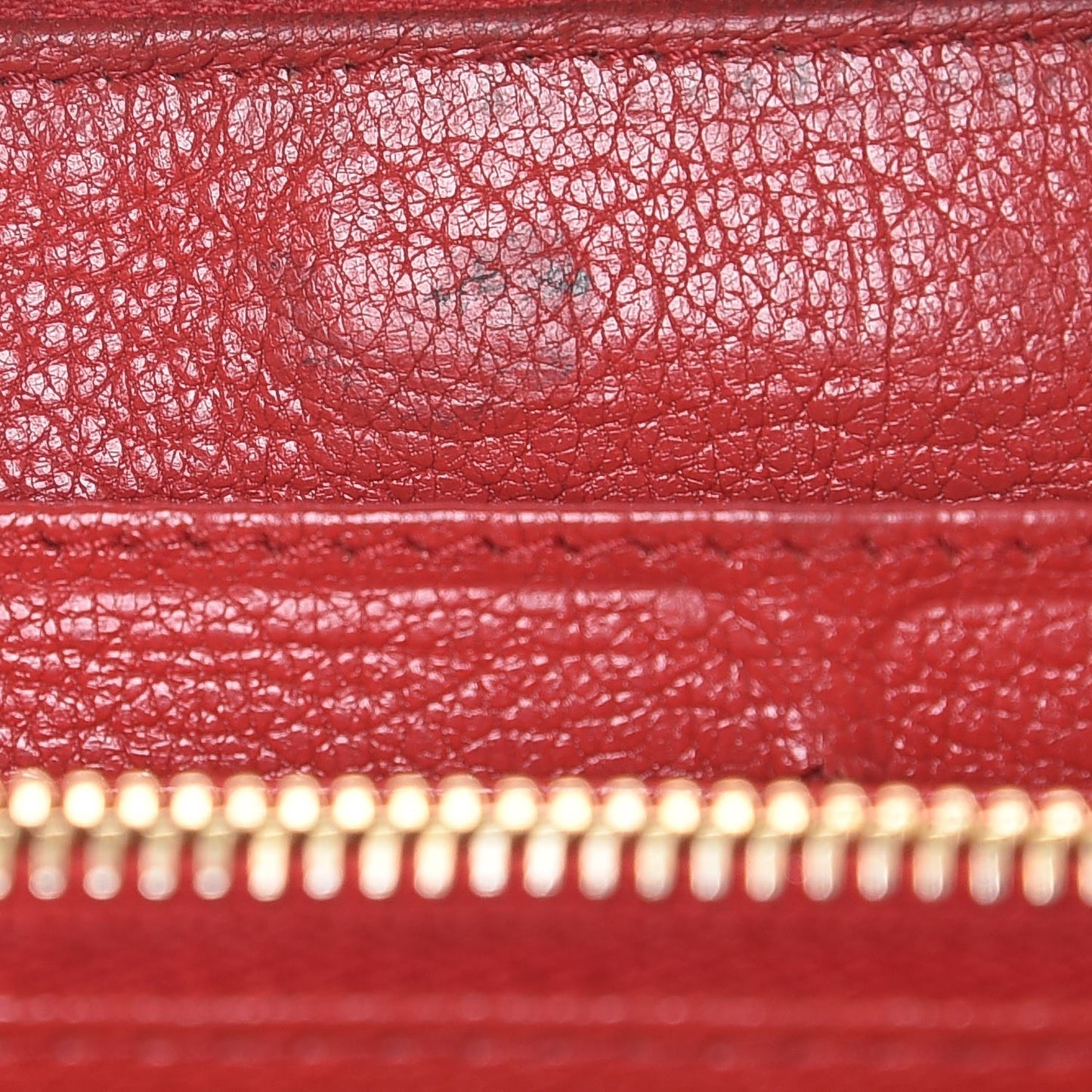 Grained Calfskin Zip Around Wallet Rosso