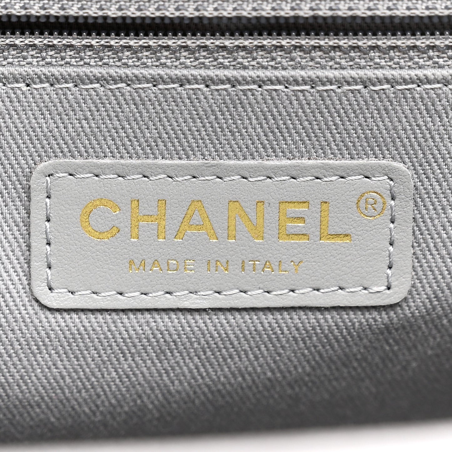 Caviar Quilted Large Business Affinity Flap Grey