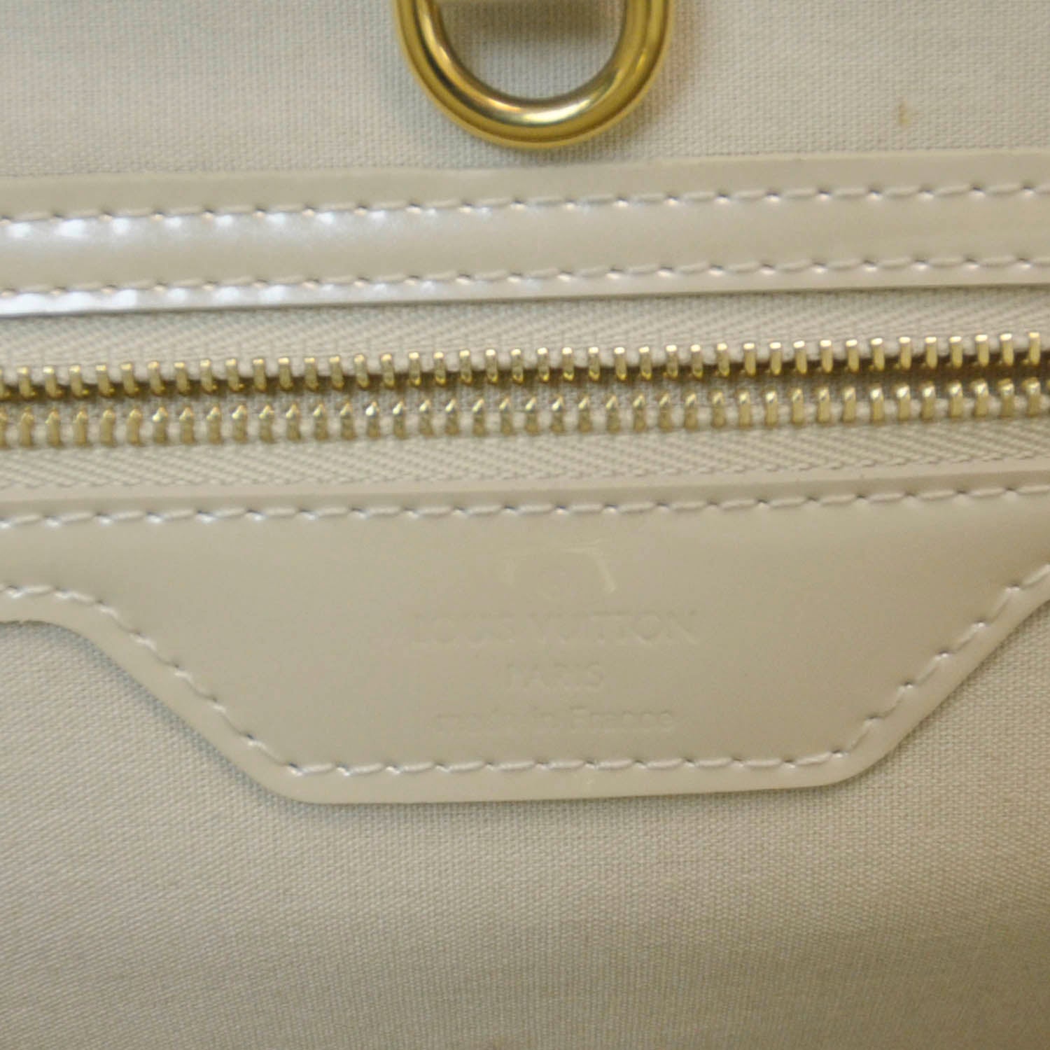 Louis Vuitton Vernis Wilshire MM Blanc Corail 6 of 6