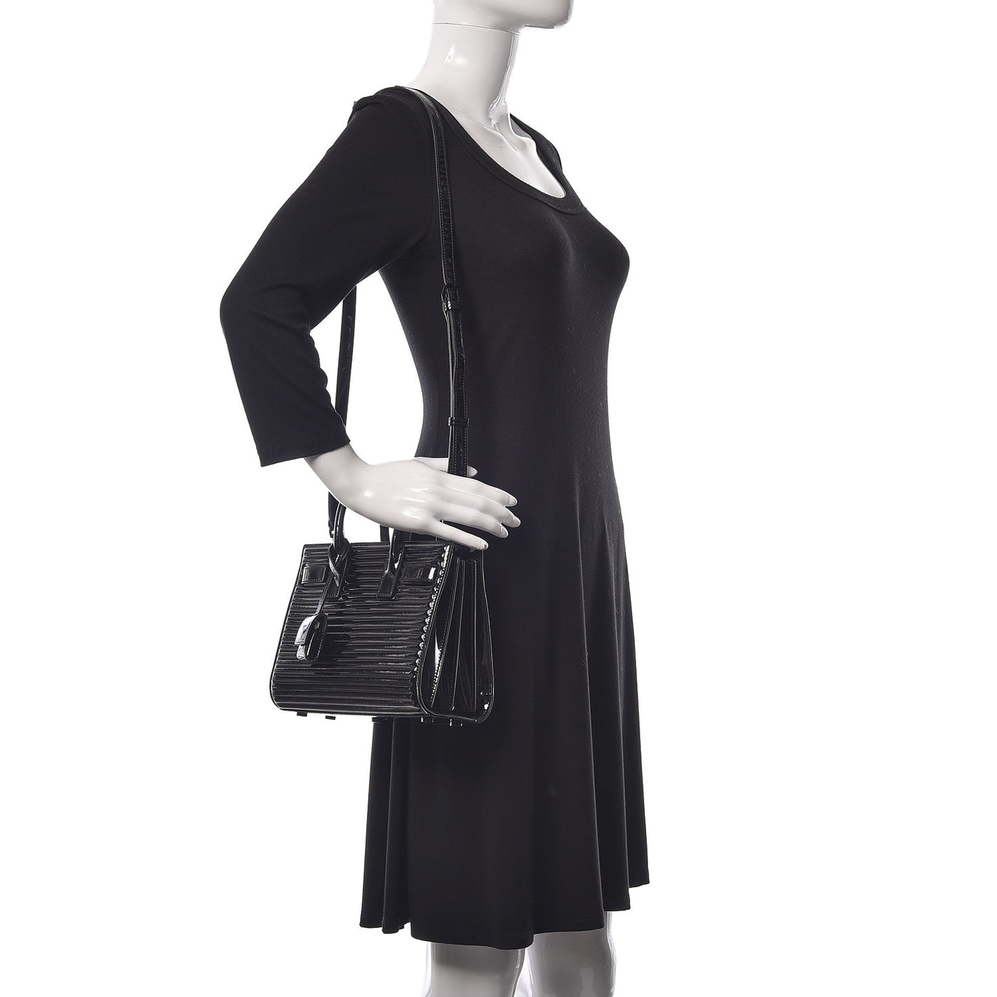 Ribbed Patent Calfskin Nano Sac De Jour Black