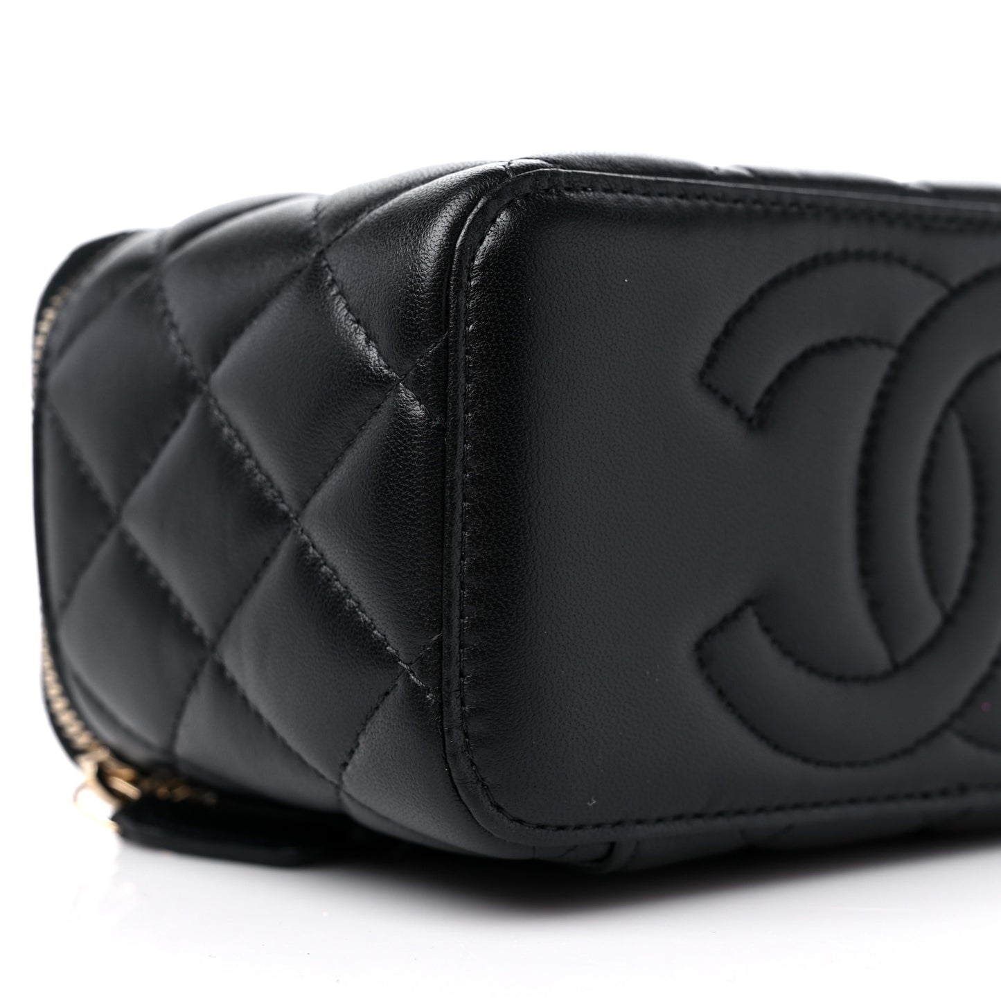 Lambskin Quilted Metal Small Top Handle Vanity Case With Chain Black