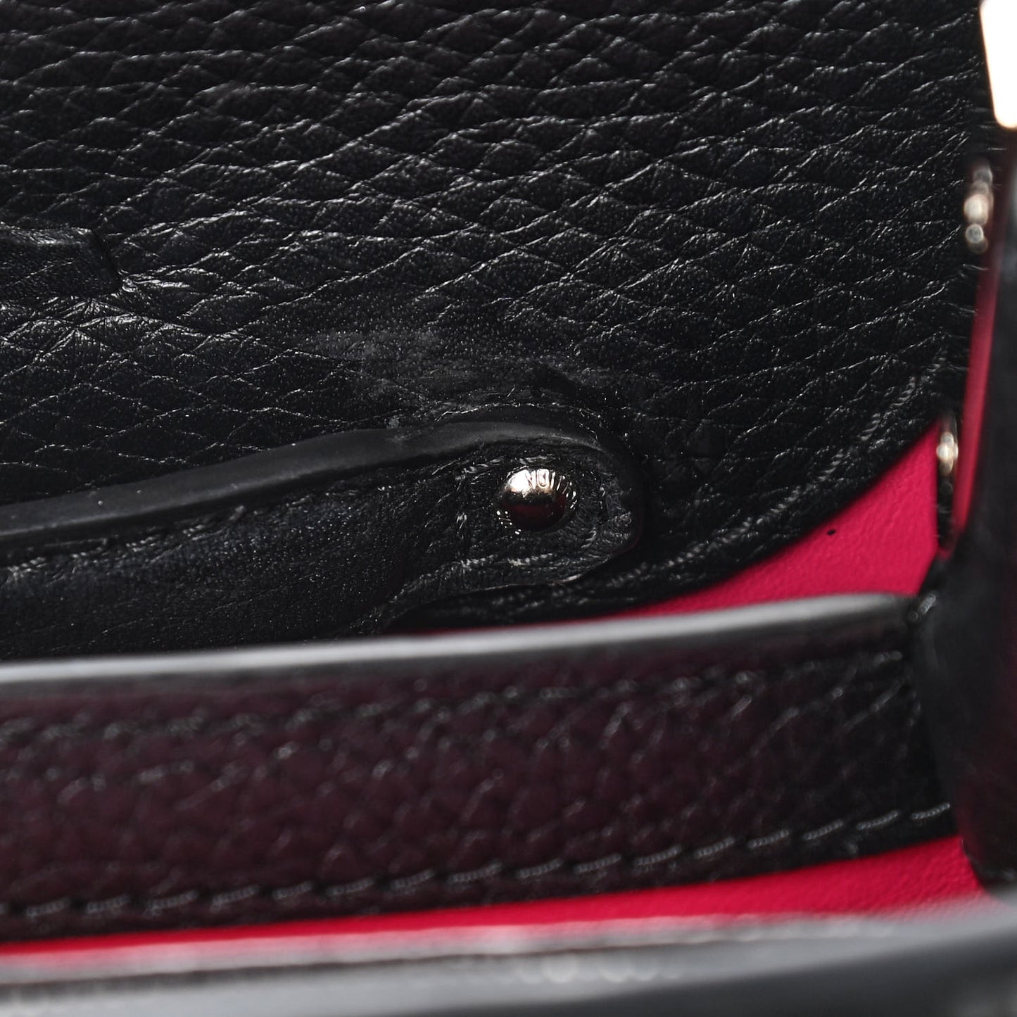 Taurillon Capucines Black
