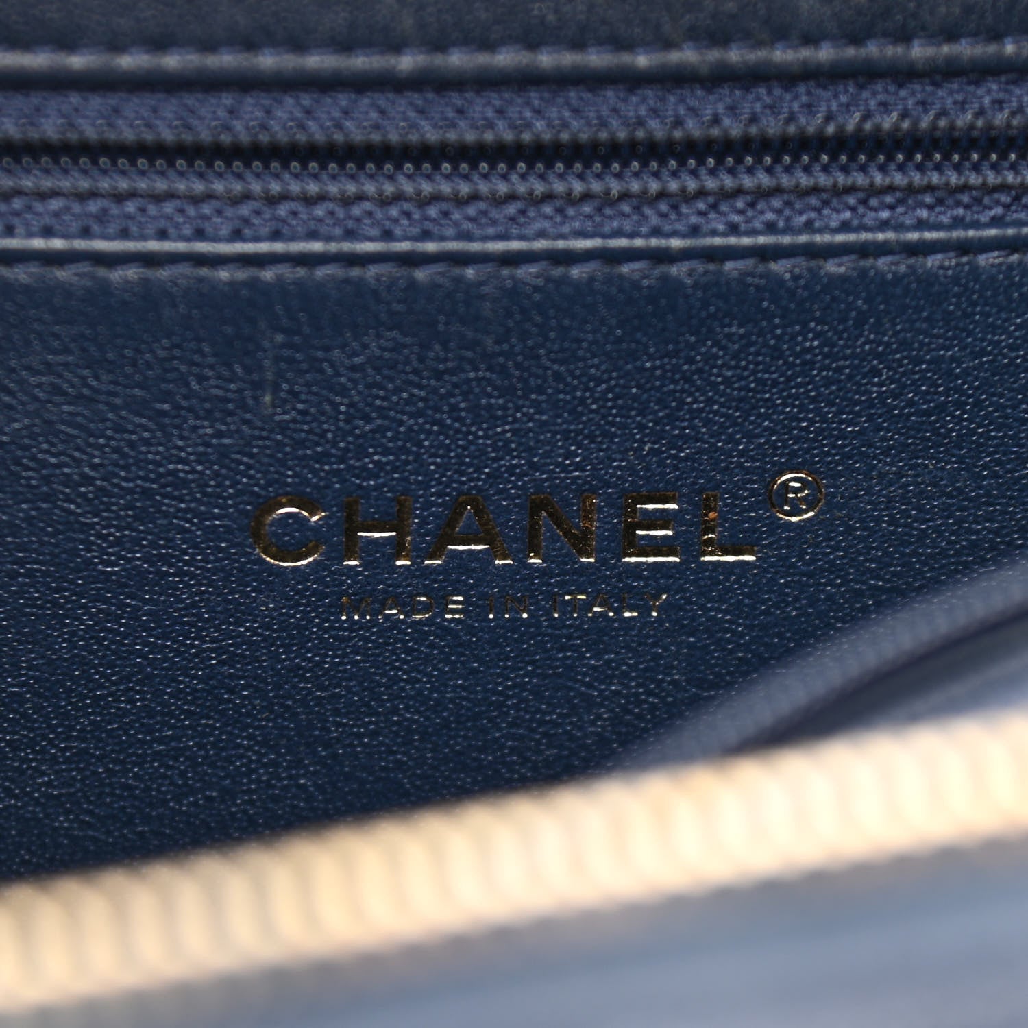Chanel Caviar Quilted Medium CC Filigree Vanity Case Navy 6 of 15