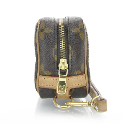 Louis Vuitton Monogram Wapity Case 3 of 7