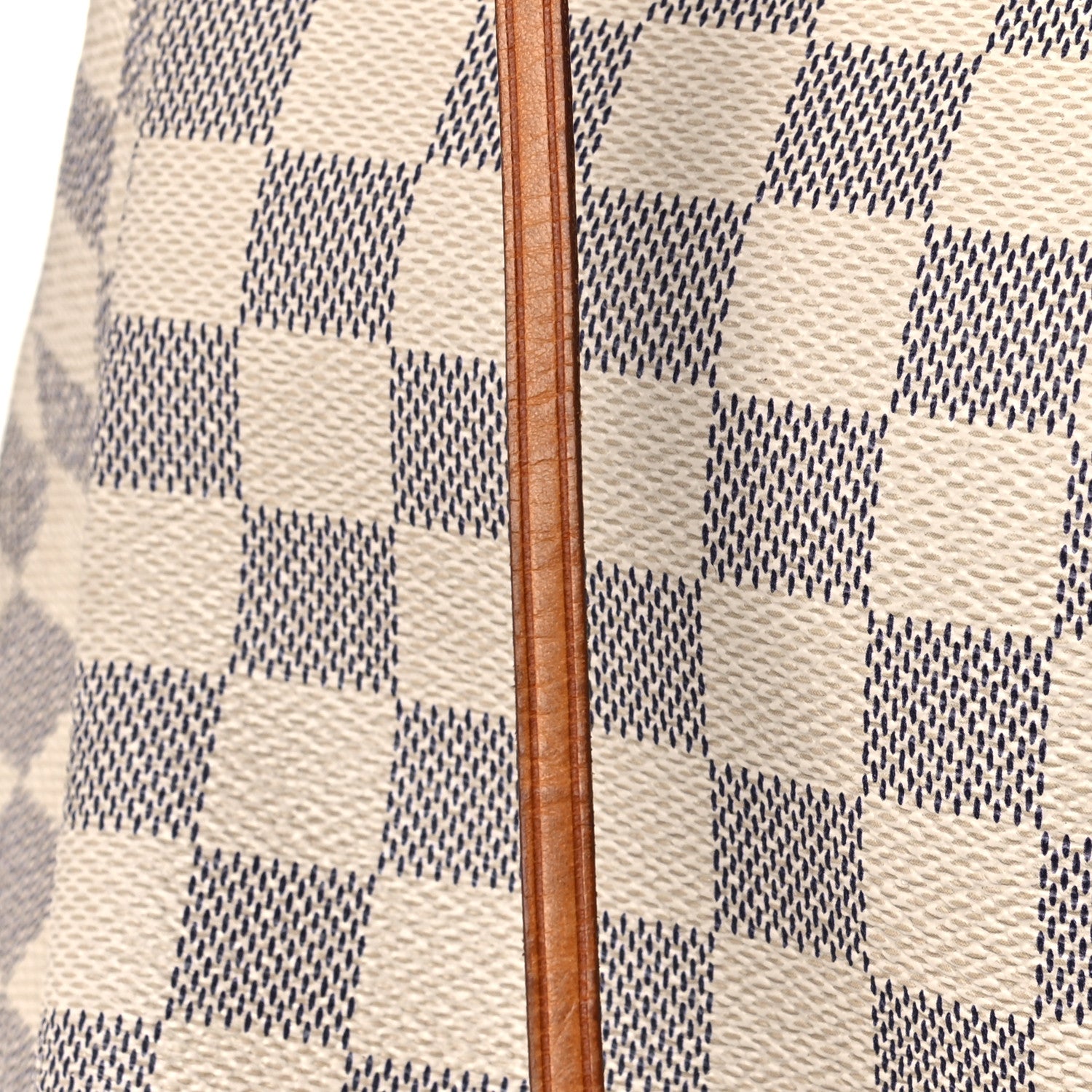 Louis Vuitton Damier Azur Artsy MM 25 of 25