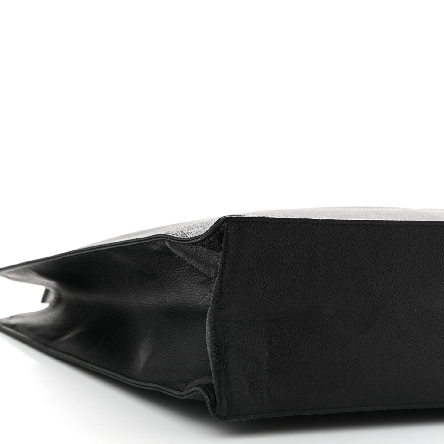 Caviar CC Tote Black