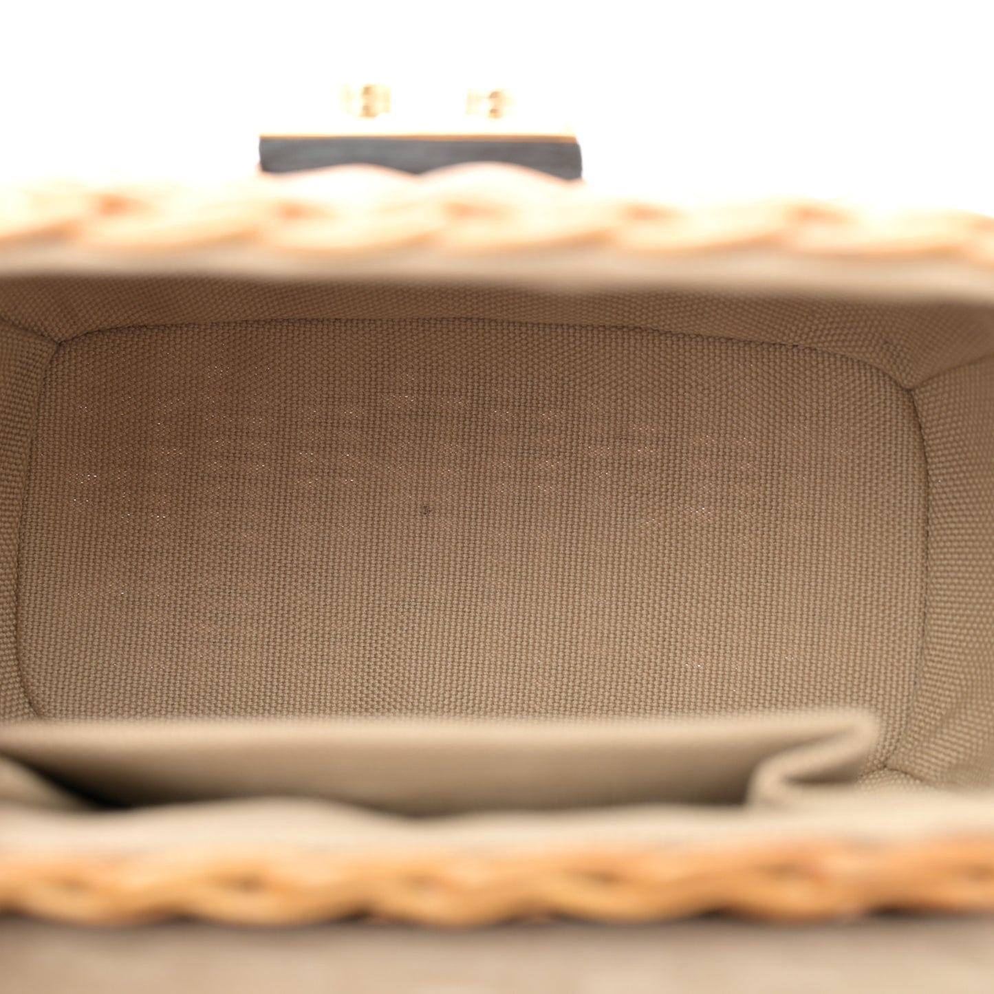 City Calfskin Wicker Midollino Bag White