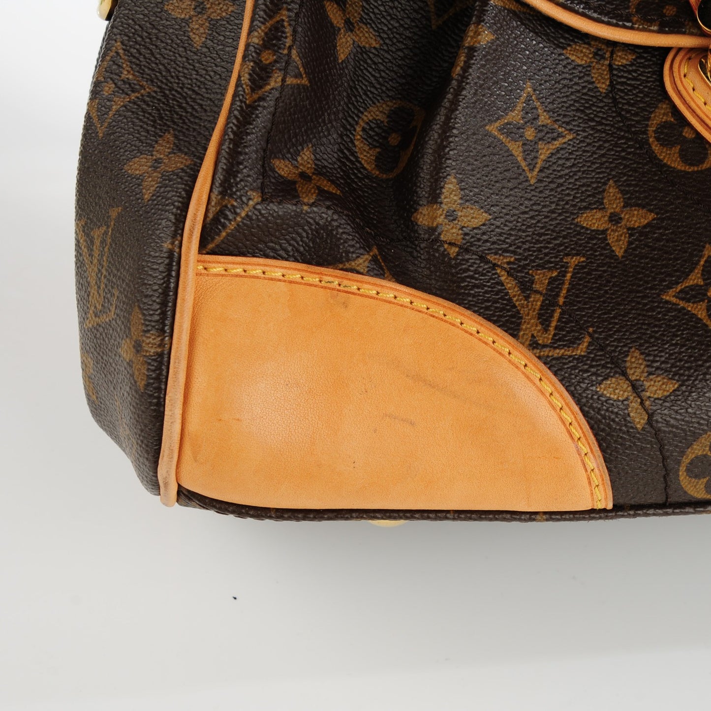 Monogram Beverly MM