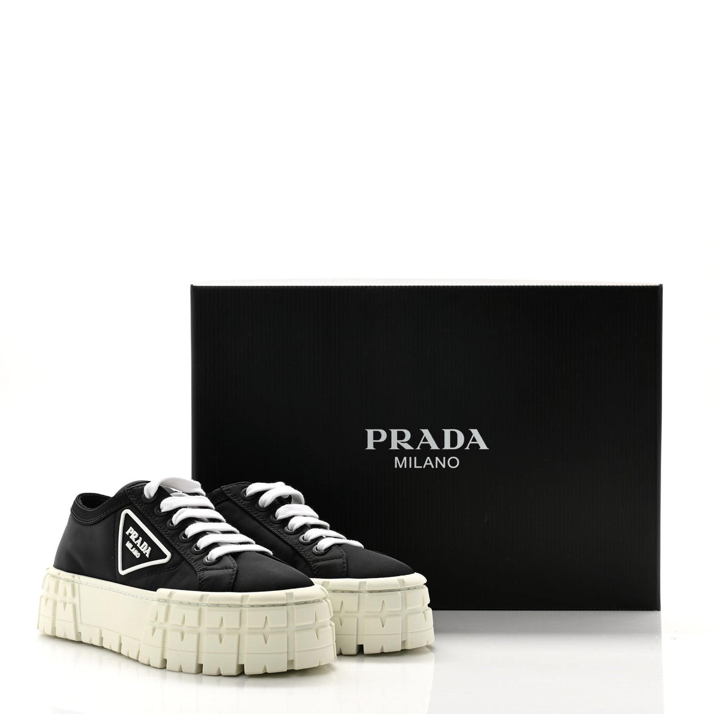 Re-Nylon Gabardine Triangle Logo Double Wheel 50mm Sneakers 37 Black
