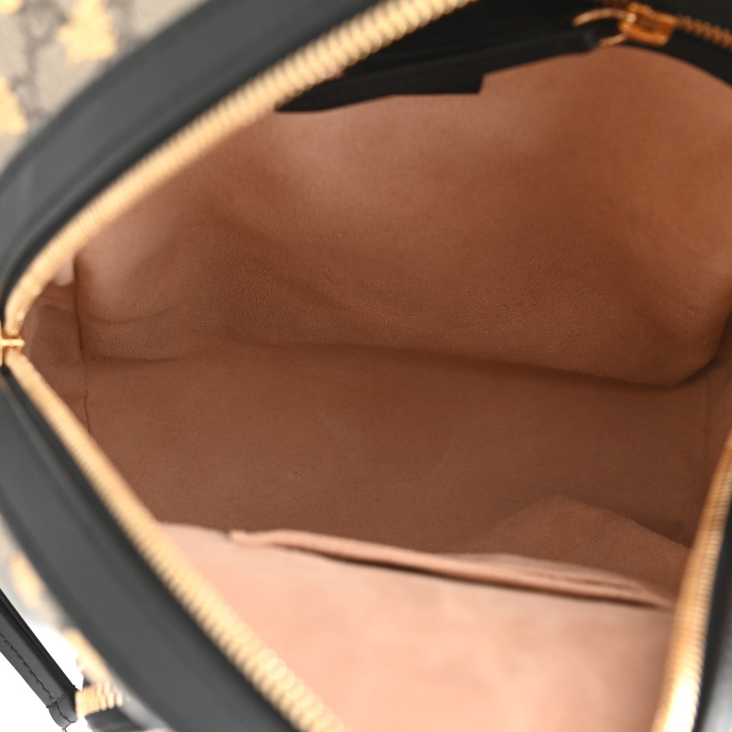 GG Supreme Monogram Bees Print Small Day Backpack Beige Oro Black