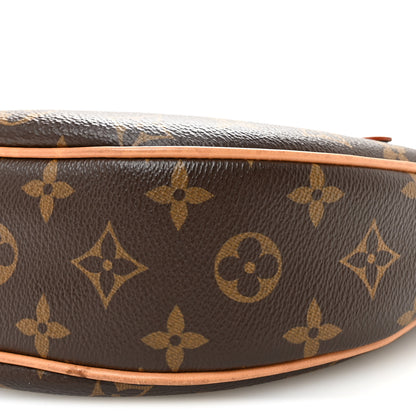Louis Vuitton Monogram Loop 9 of 9