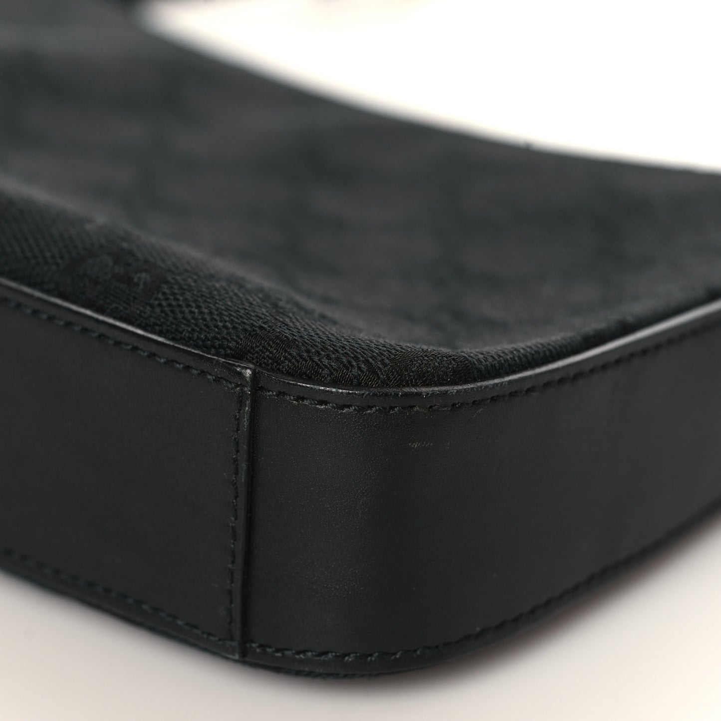 Monogram Pochette Black