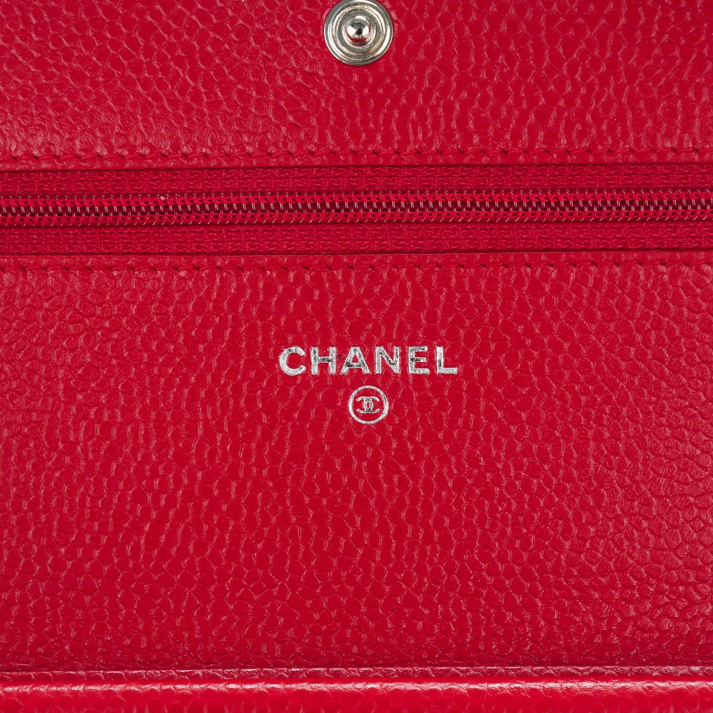 Caviar Quilted Wallet On Chain WOC Red