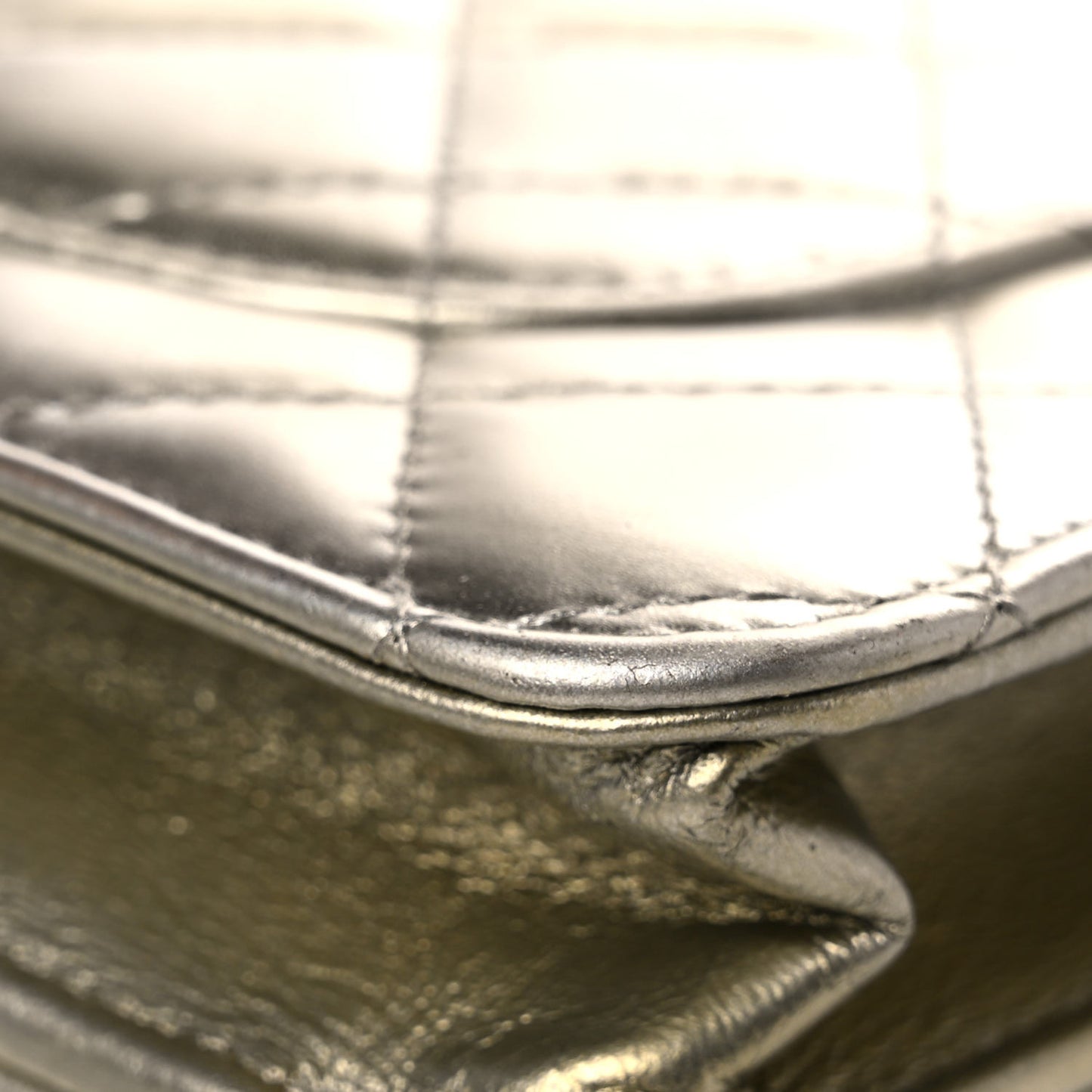 Metallic Aged Calfskin Quilted Reissue Wallet On Chain WOC Green