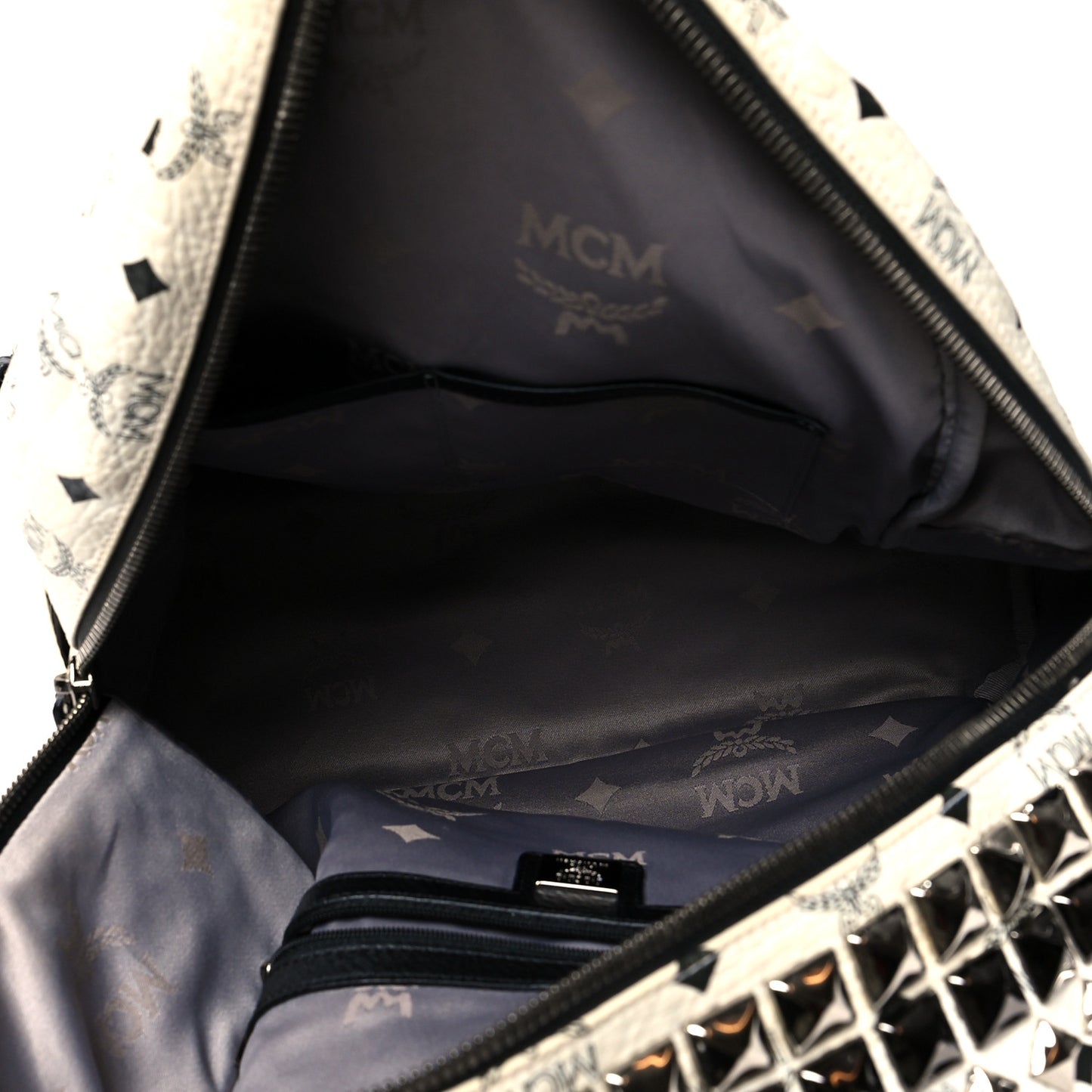 Visetos Crown Stud Medium Stark Backpack White