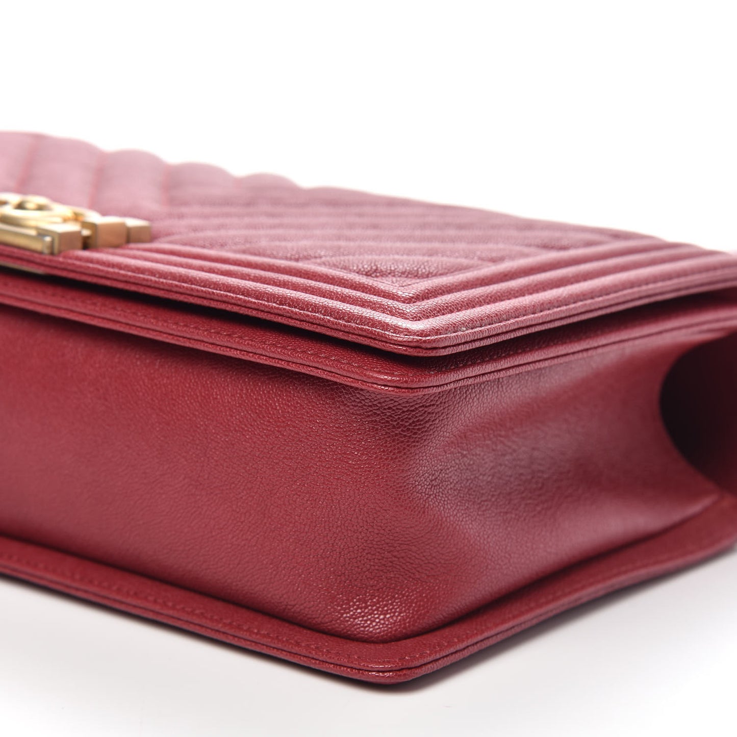 Caviar Chevron Quilted New Medium Boy Flap Red