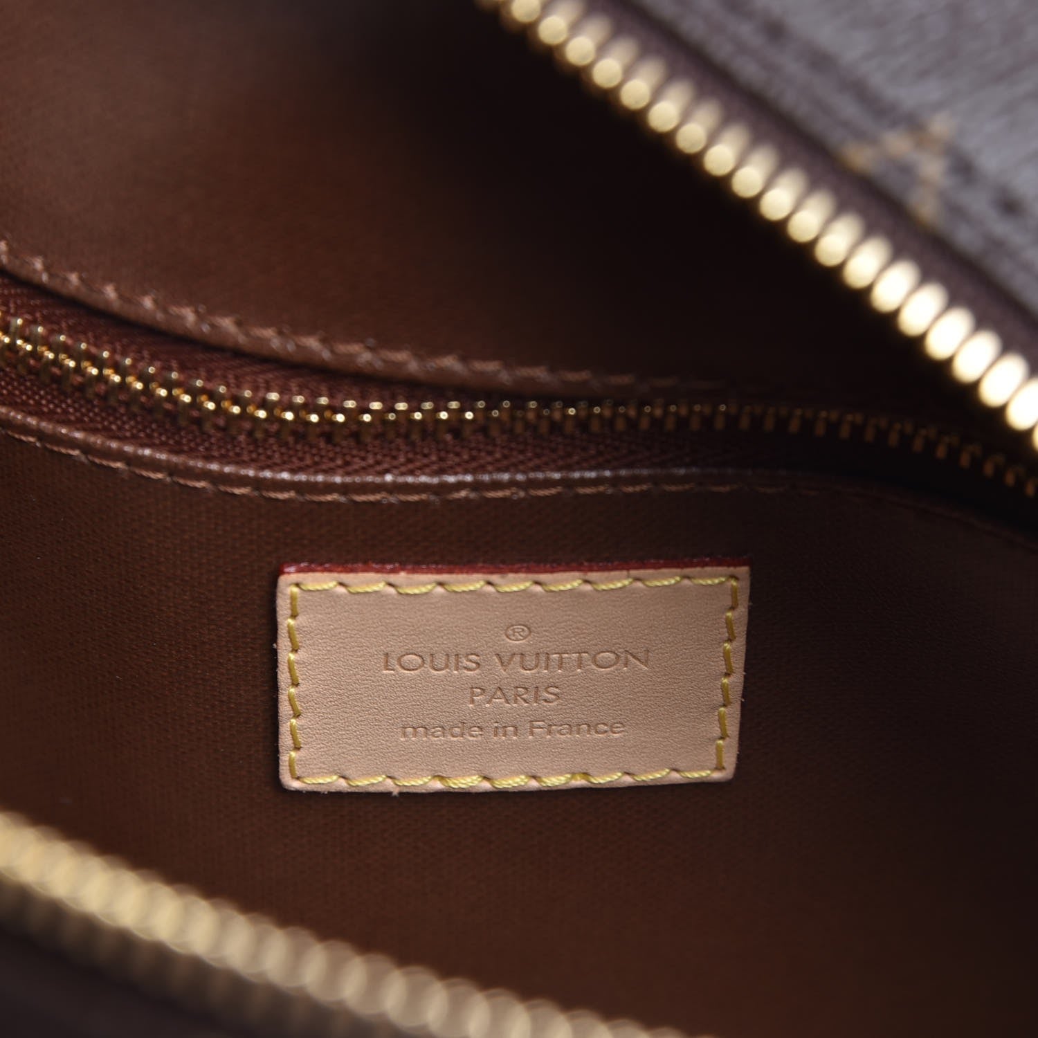 Louis Vuitton Monogram Toiletry 25 6 of 6