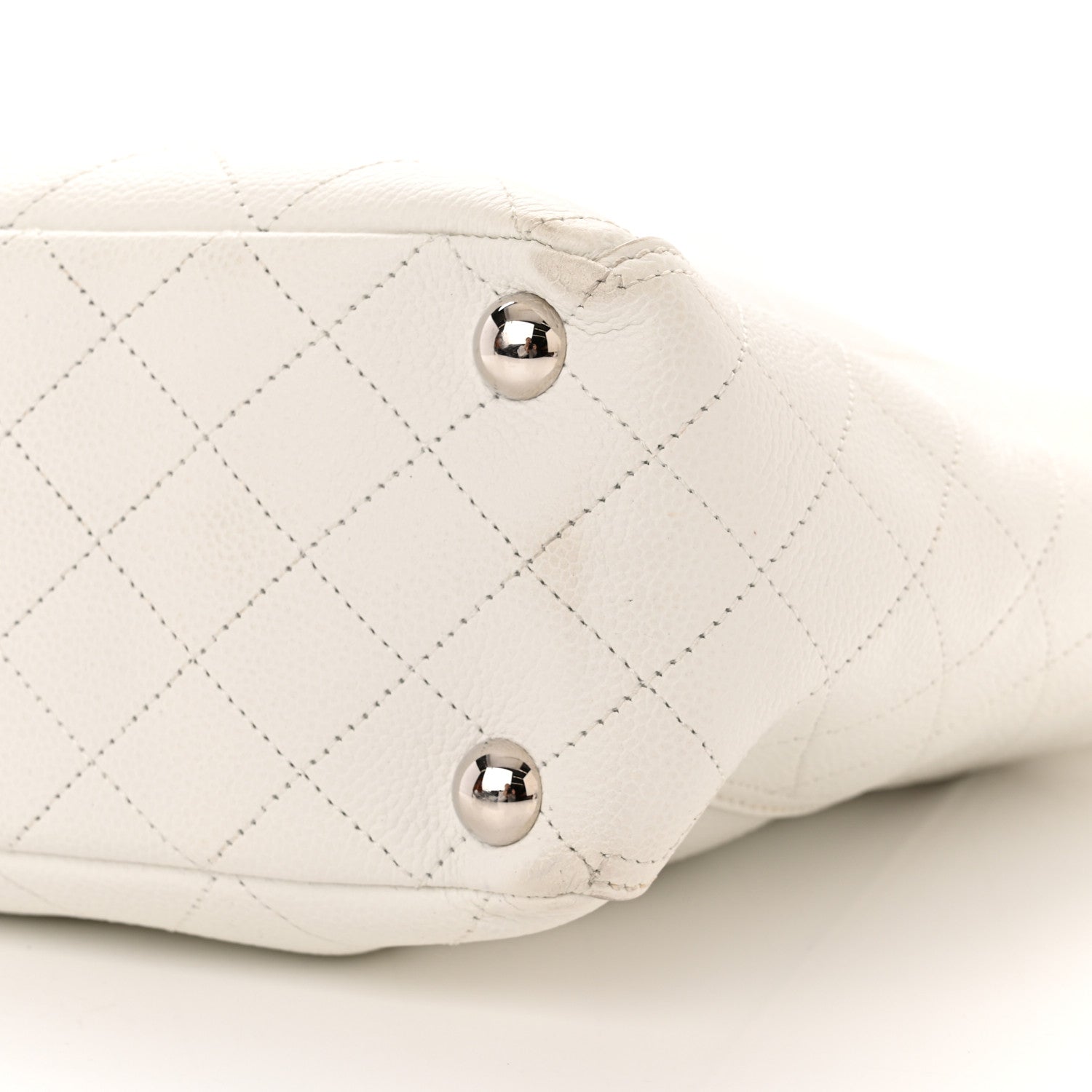 Chanel Caviar Stitched Medium CC Pocket Hobo White 10 of 10