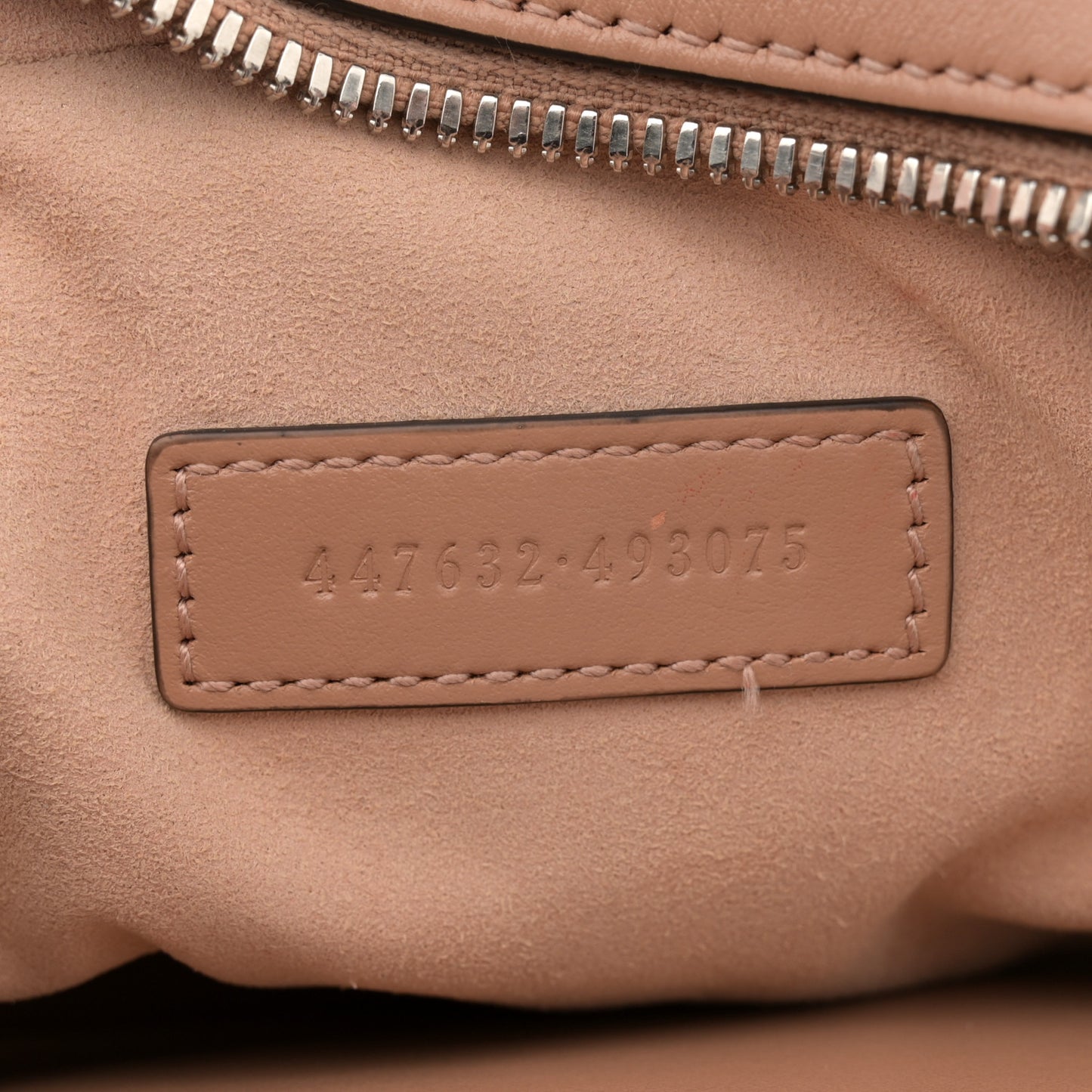 Calfskin Matelasse Aria Small GG Marmont Chain Shoulder Bag Camelia