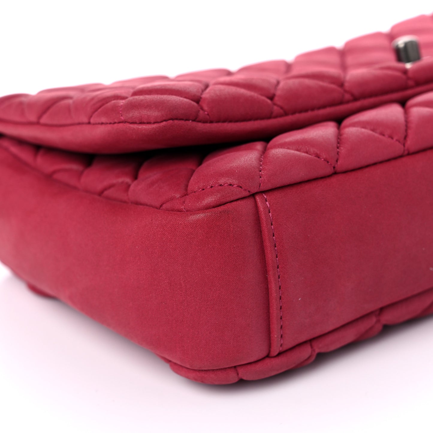 Iridescent Calfskin Small New Bubble Quilt Flap Fuchsia