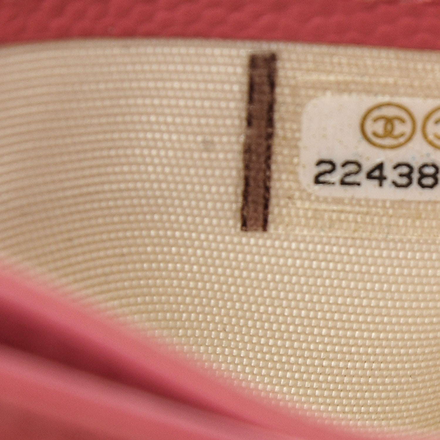 Chanel Caviar Chevron Quilted Card Holder Pink 7 of 7