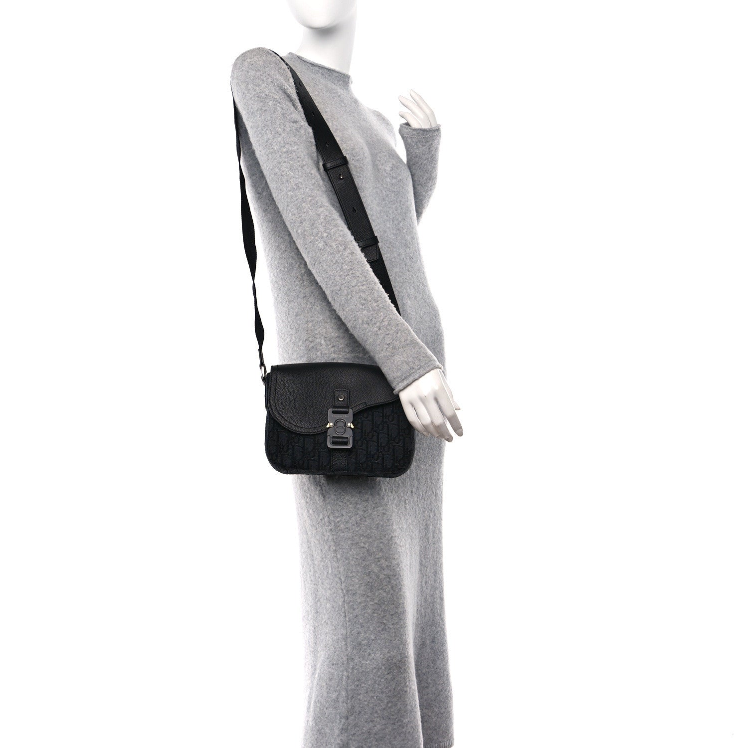 Christian Dior Oblique Jacquard Grained Calfskin Saddle Pouch With Strap Black 2 of 11