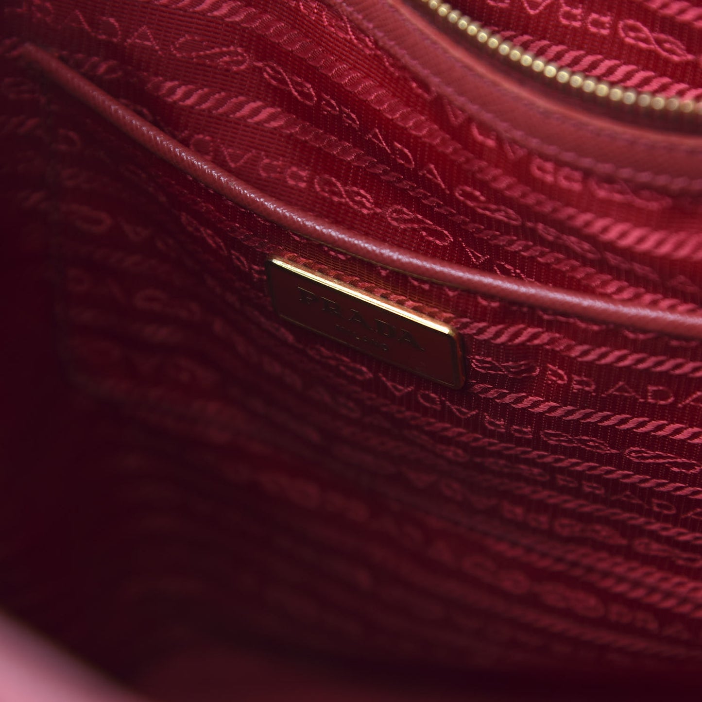 Saffiano Lux Shopping Tote Fuoco