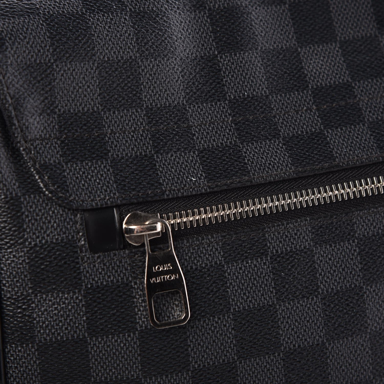 Louis Vuitton Damier Graphite District MM 10 of 11