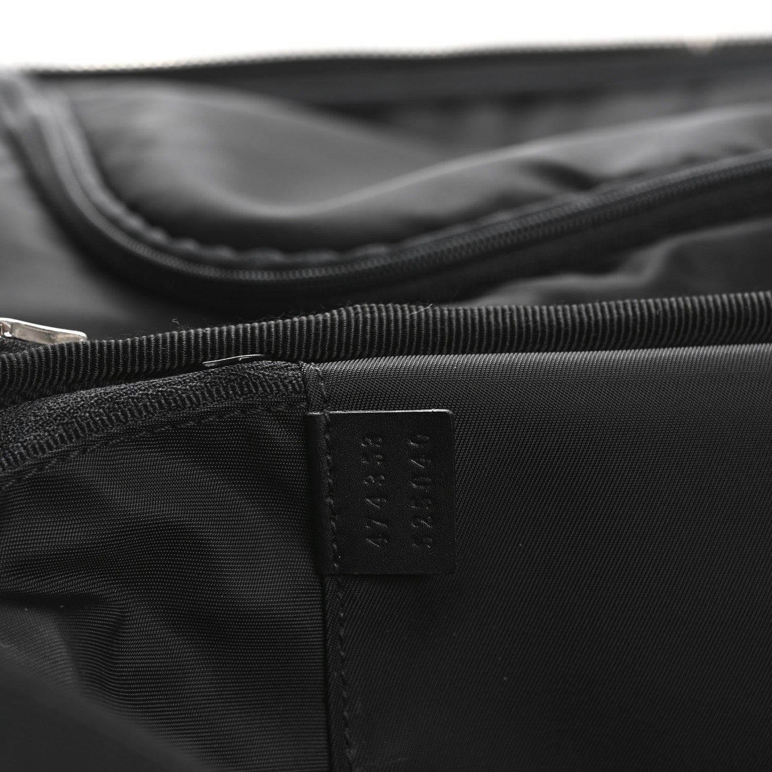 Gucci GG Supreme Monogram Gran Turismo Suitcase Black Grey 6 of 13