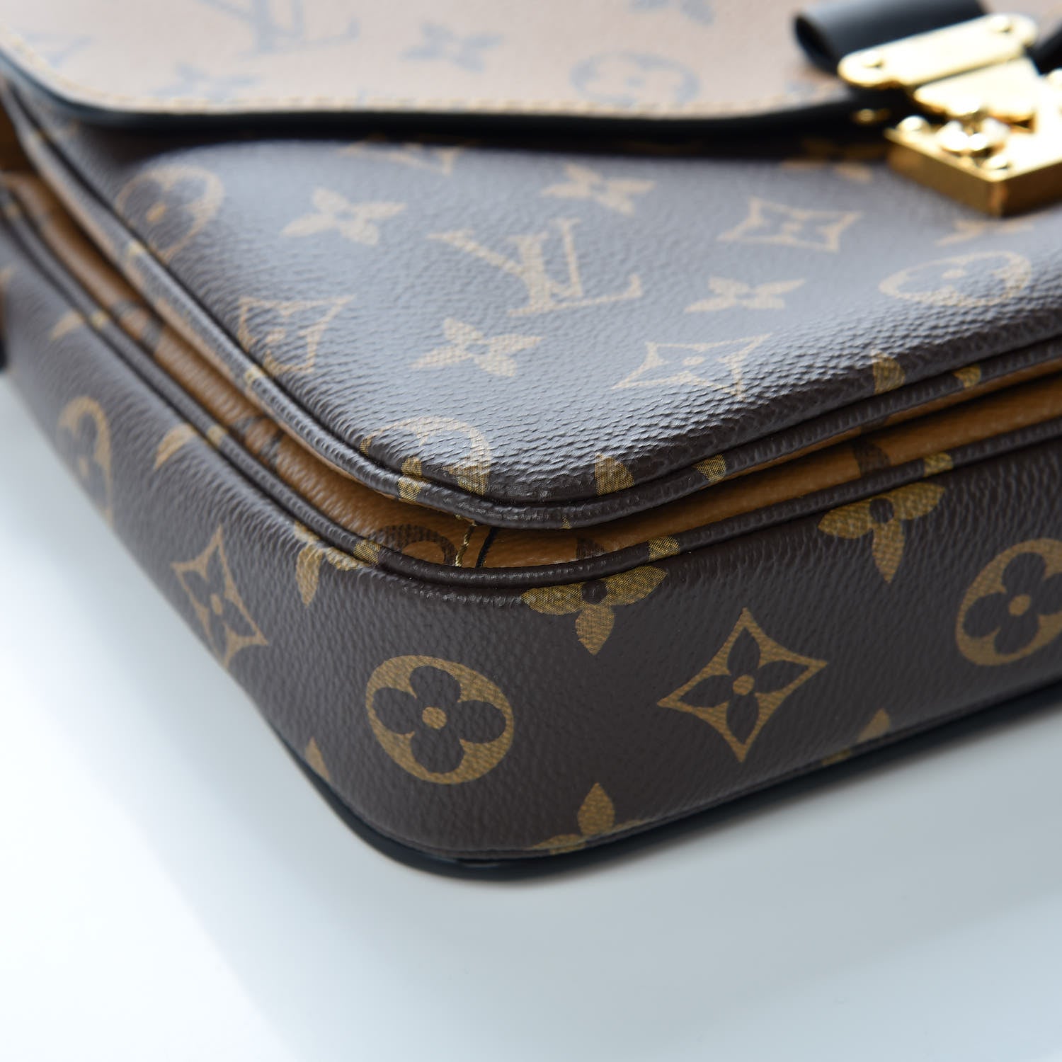 Louis Vuitton Reverse Monogram Pochette Metis 8 of 9