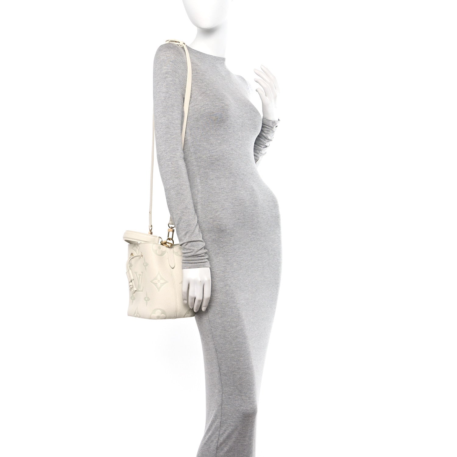 Louis Vuitton Empreinte Monogram Giant Neonoe BB Latte Matcha 2 of 15