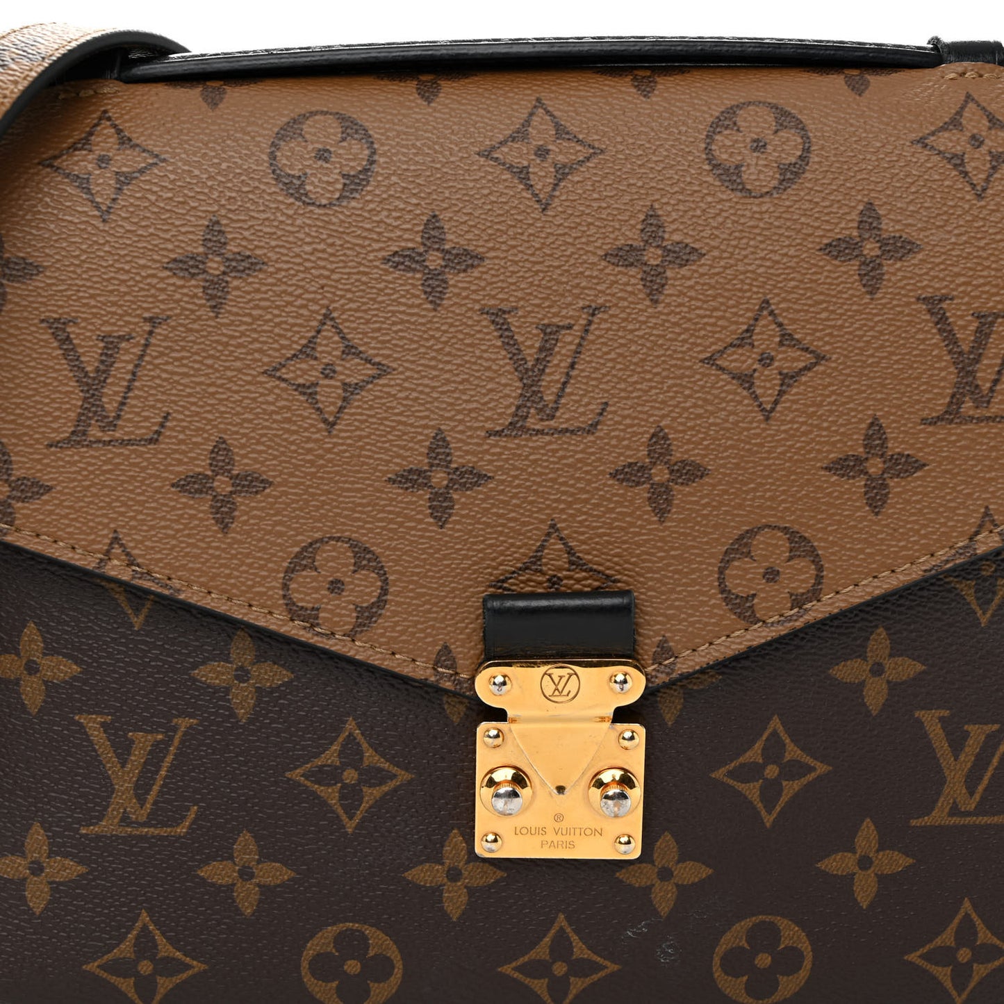 Reverse Monogram Pochette Metis