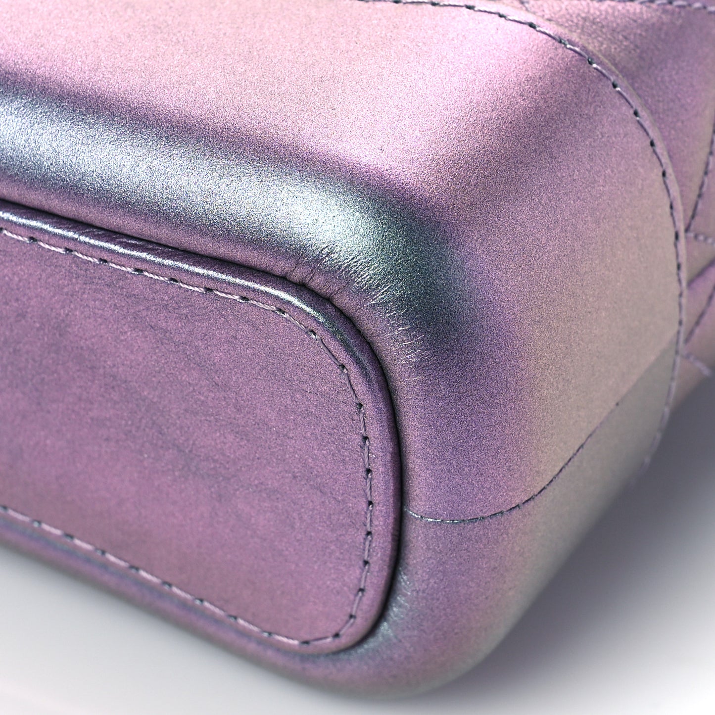Iridescent Lambskin Calfskin Quilted Small Gabrielle Hobo Light Purple