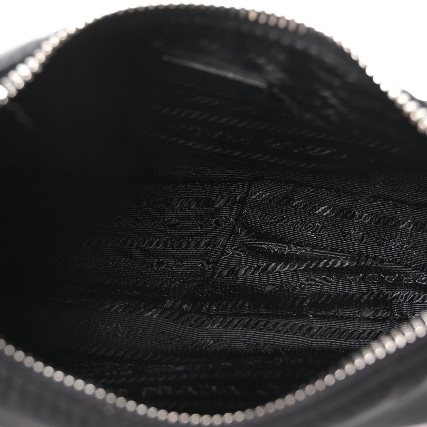 Prada Nylon Re-Edition 2005 Shoulder Bag Black 4 of 9