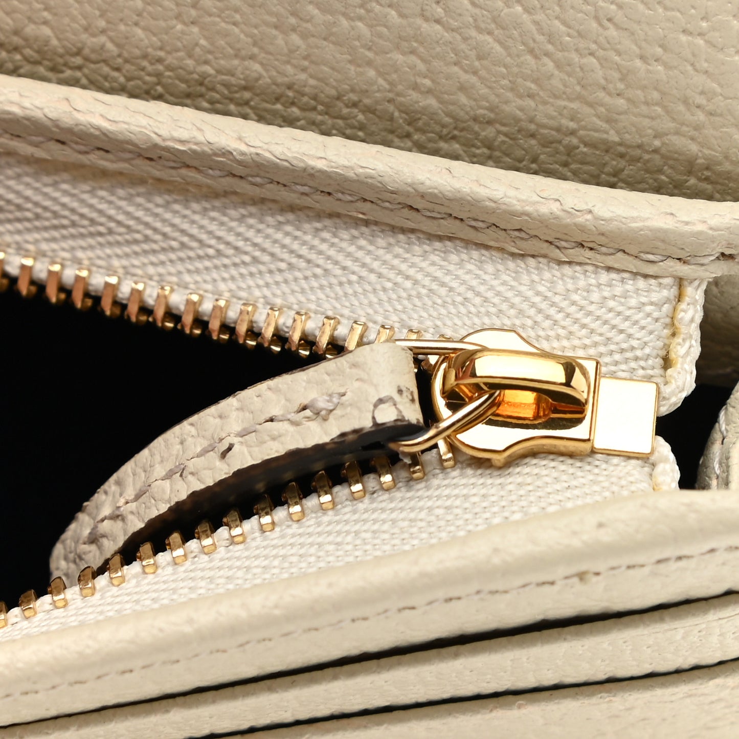 Textured Calfskin Web Ophidia Card Case Mystic White
