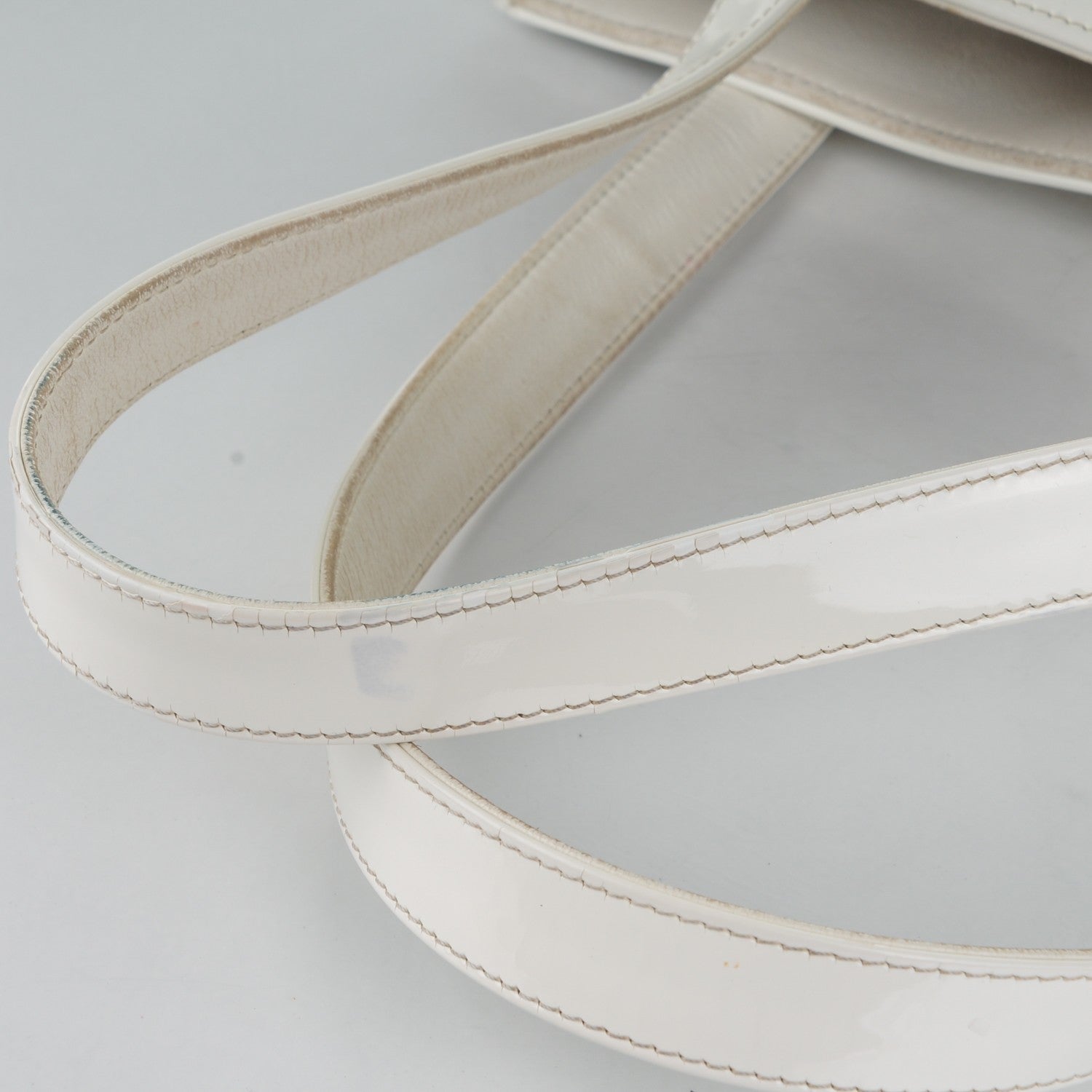 Chanel Patent CC Tote White 14 of 21