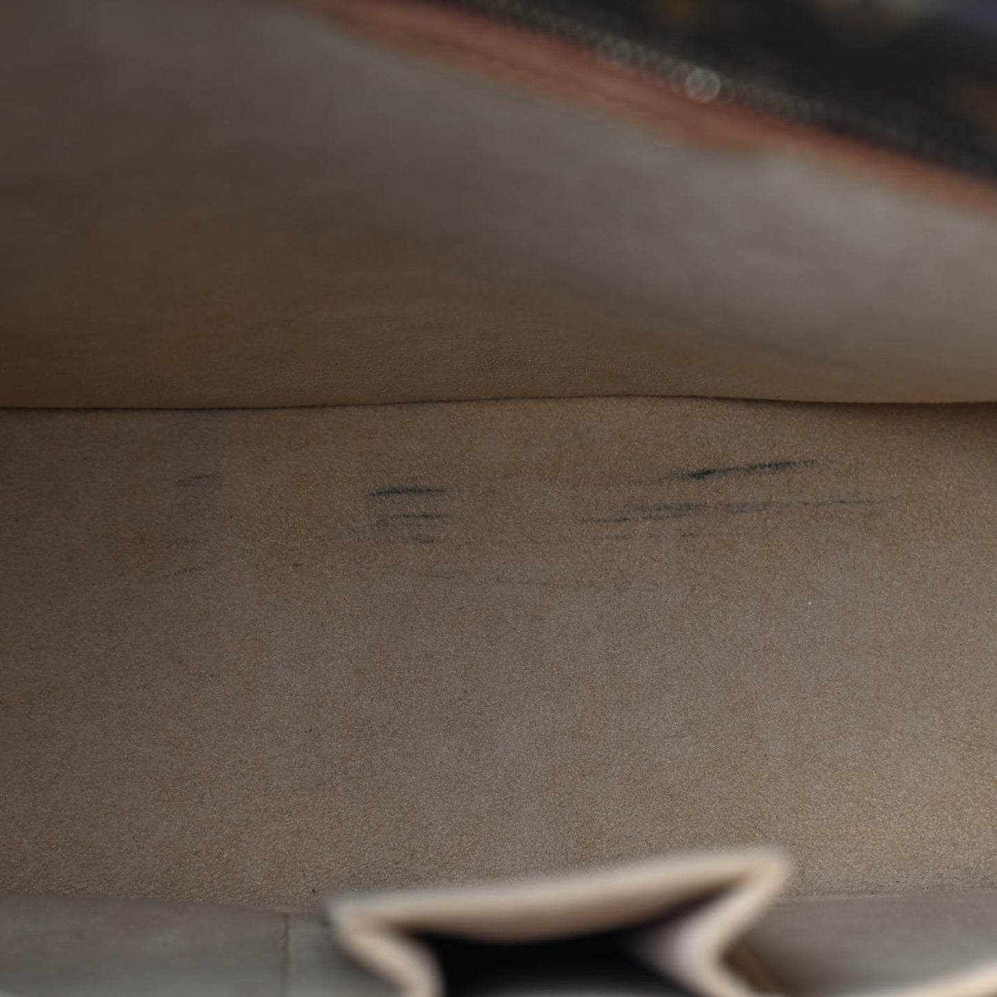 Monogram Luco