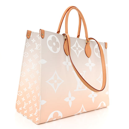 Louis Vuitton LOUIS VUITTON Monogram Giant By The Pool OnTheGo GM Brume 3 of 9