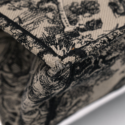 Christian Dior Canvas Embroidered Large Dioriviera Toile De Jouy Book Tote Black 5 of 8