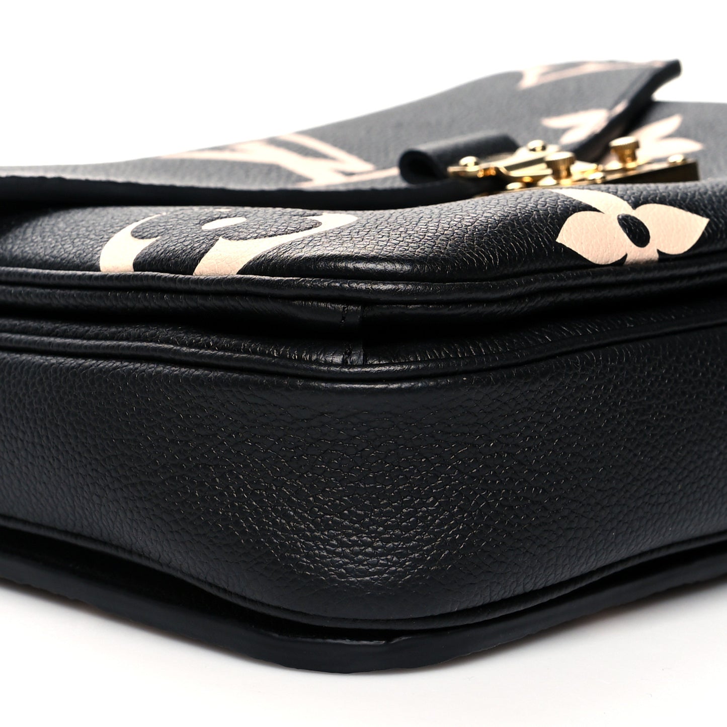 Empreinte Monogram Giant Pochette Metis Black Beige