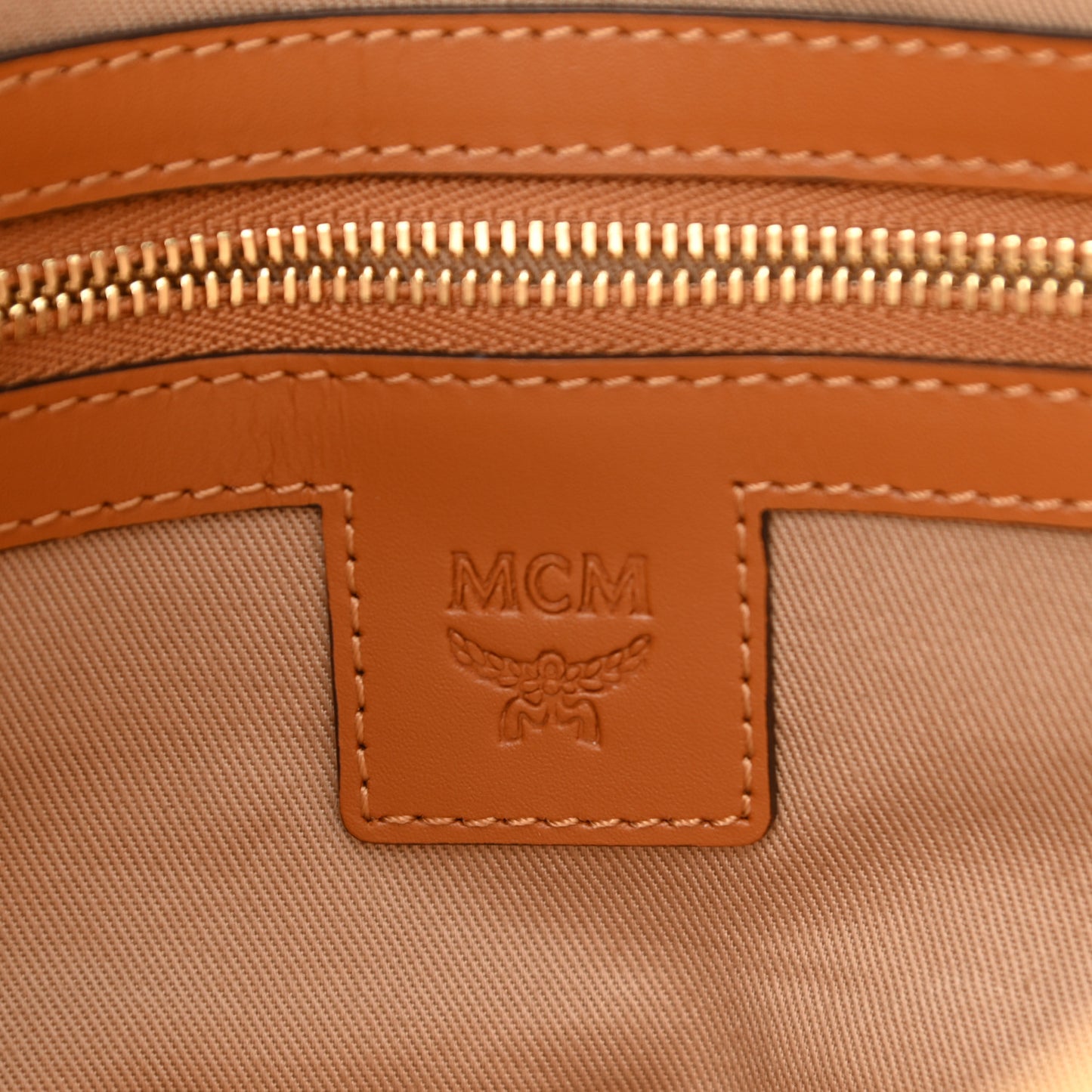 Visetos Medium Crossbody Pouch Cognac