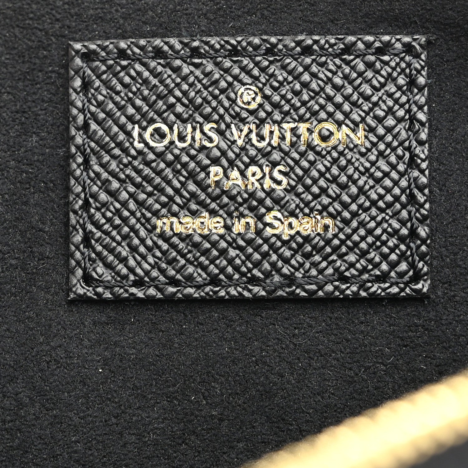 Louis Vuitton Monogram Giant Jungle Pochette Double Zip Black 7 of 11