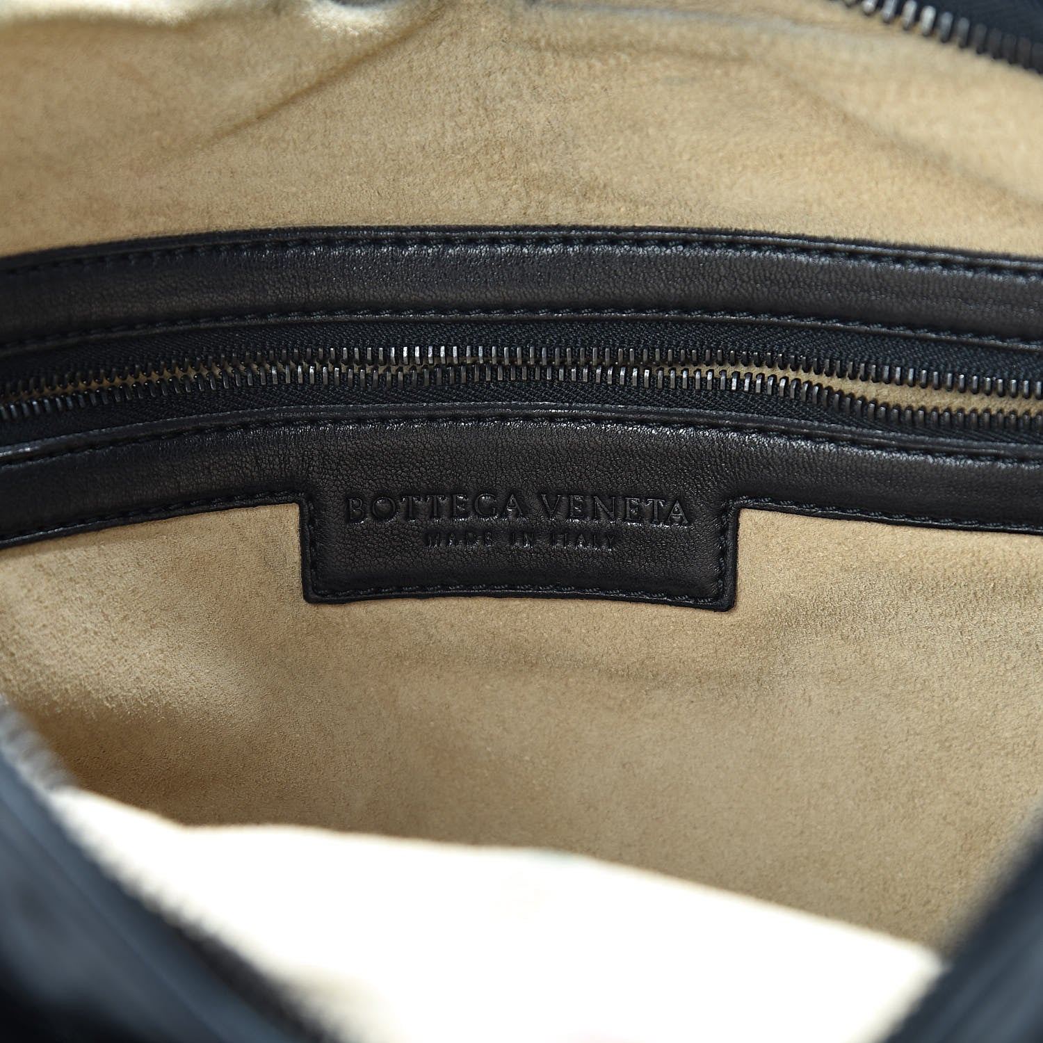 Bottega Veneta Nappa Quilted Medium Veneta Hobo Black 6 of 11