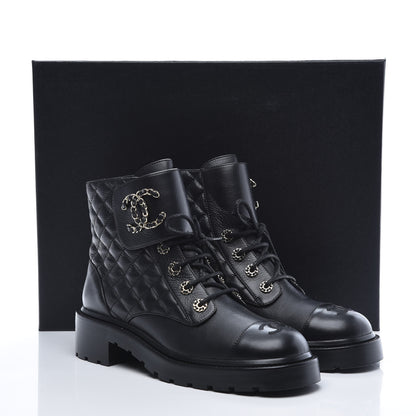 Chanel Shiny Goatskin Calfskin Quilted Lace Up Combat Boots 40.5 Black 9 of 9