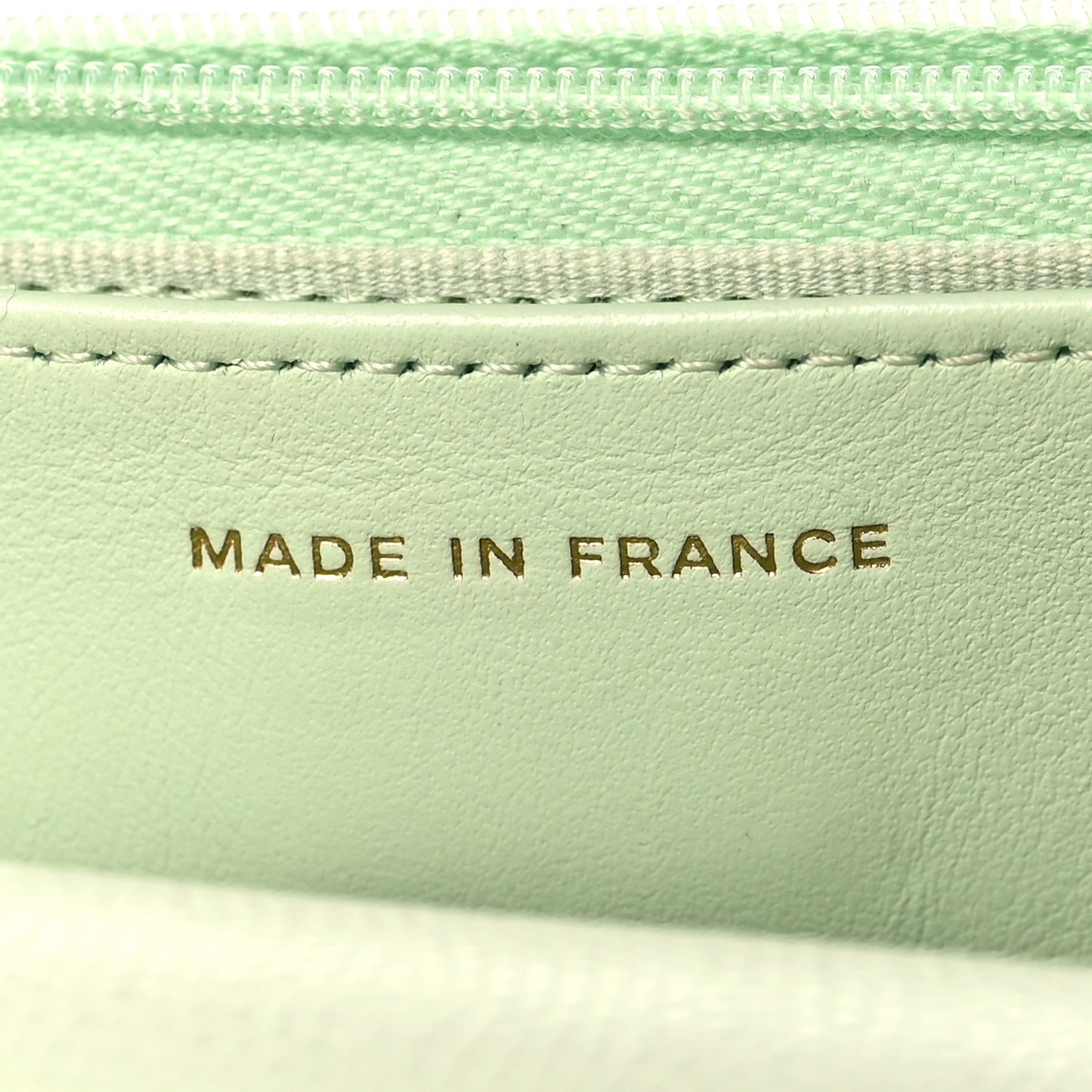Caviar Quilted Wallet On Chain WOC Light Green