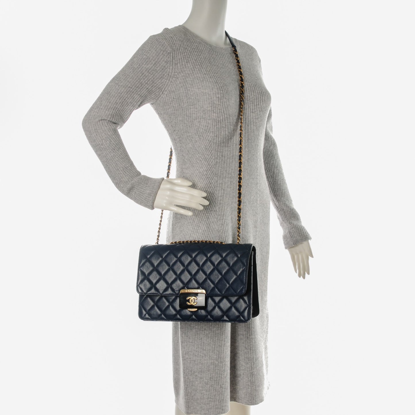 Sheepskin Quilted Large Beauty Lock Flap Navy Blue