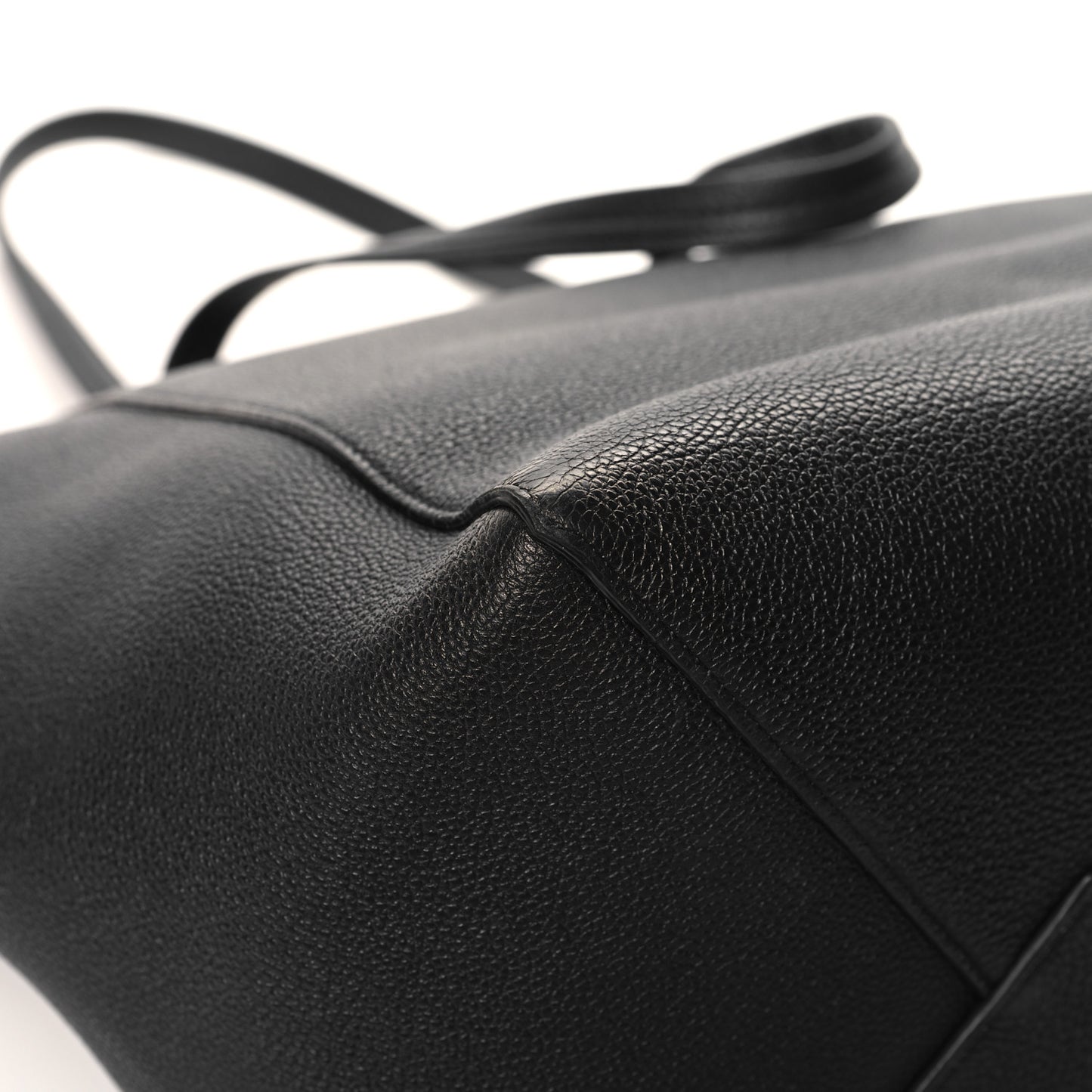 Soft Grained Calfskin Medium Belt Cabas Phantom Black