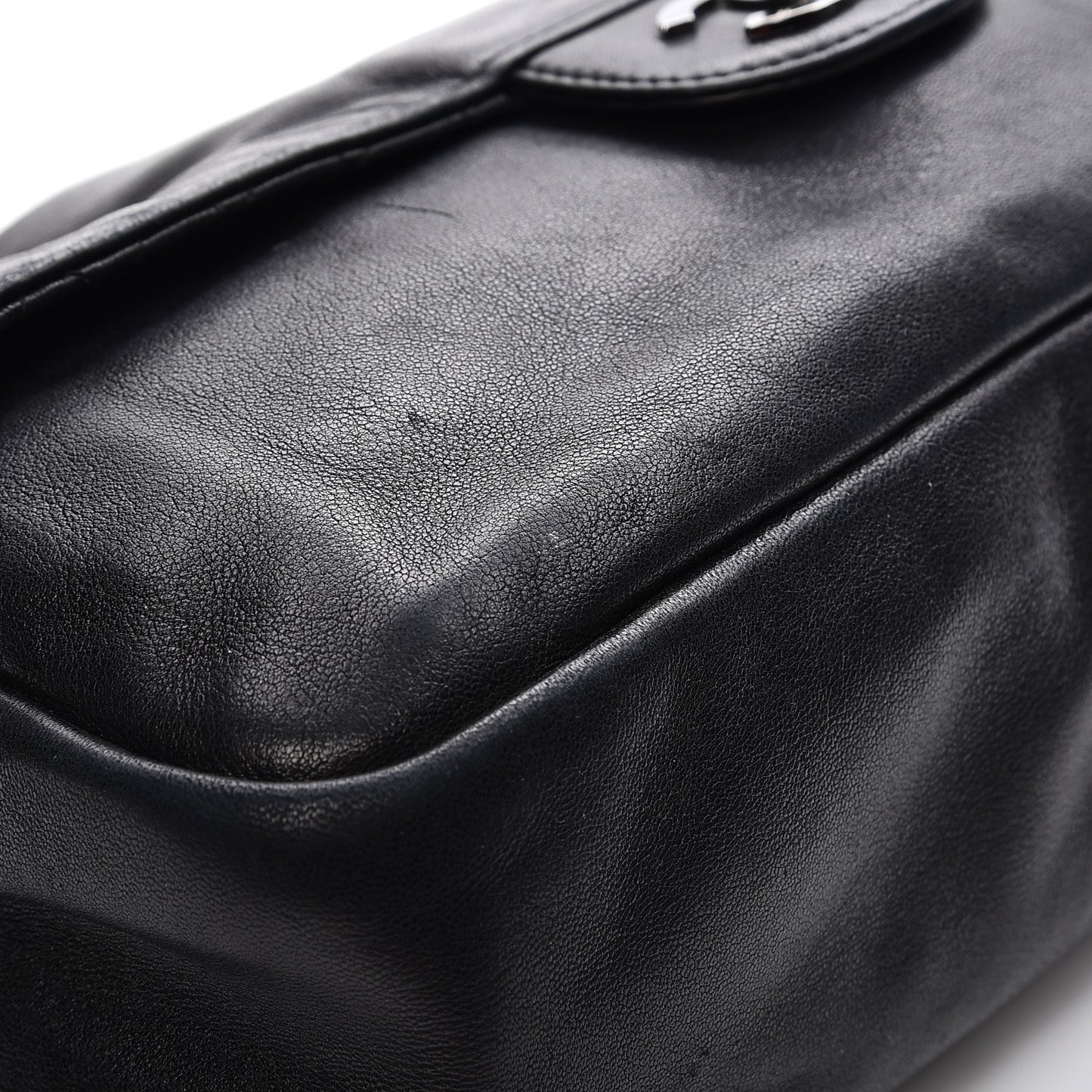 Lambskin Medium Soft and Chain Flap Black